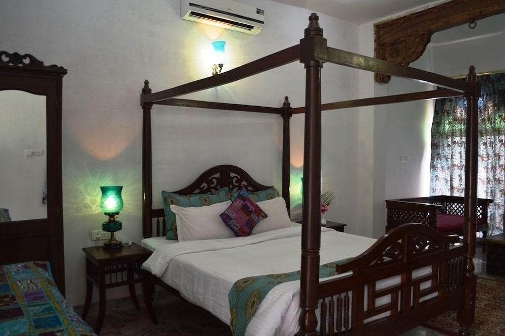 Regenta Resort Pushkar Fort Екстер'єр фото